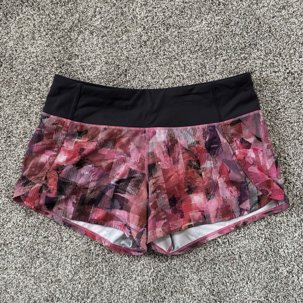 Lululemon High Rise 4” Sun Dazed Multi Pink Shorts Size 6 *Excellent*
